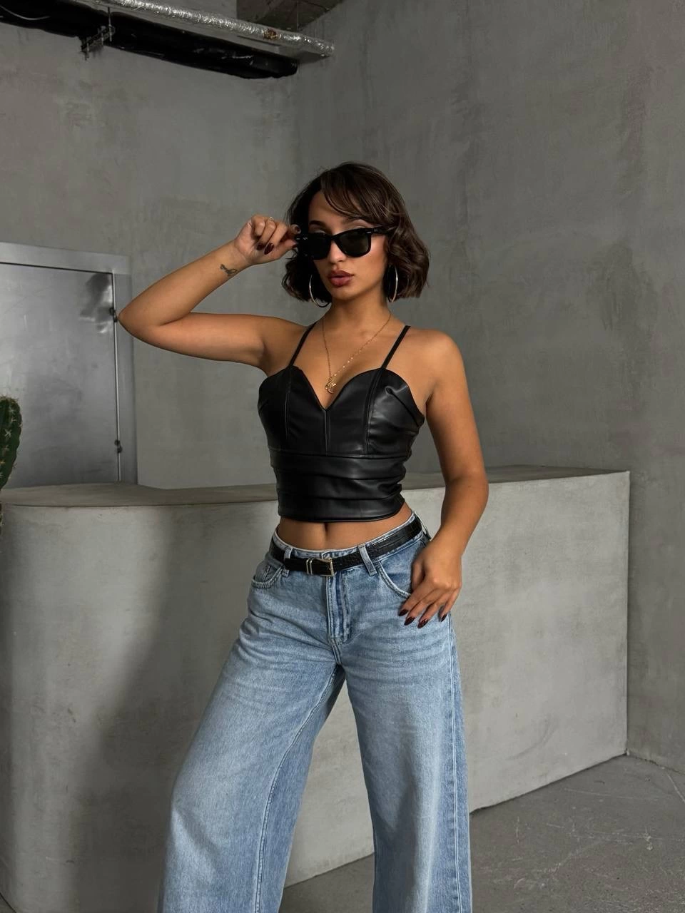 Crop Deri Rastale Bluz - Trendy ve Şık Tasarım