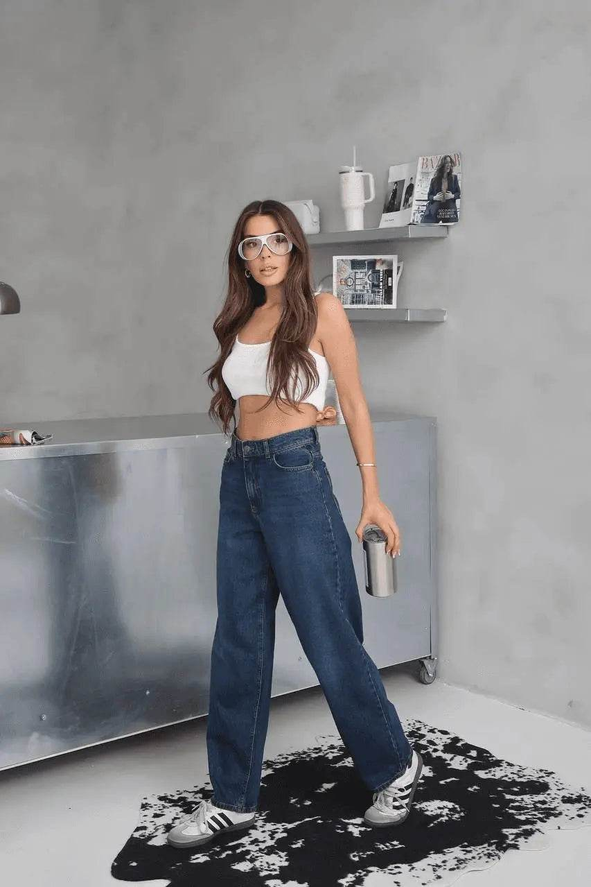 Arkadan tokalı jeans pantolon - Özer&Hermin