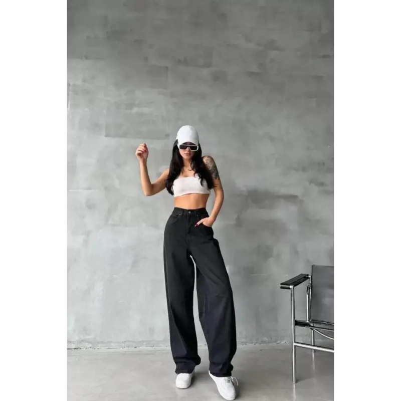 Arkadan tokalı jeans pantolon - Özer&Hermin
