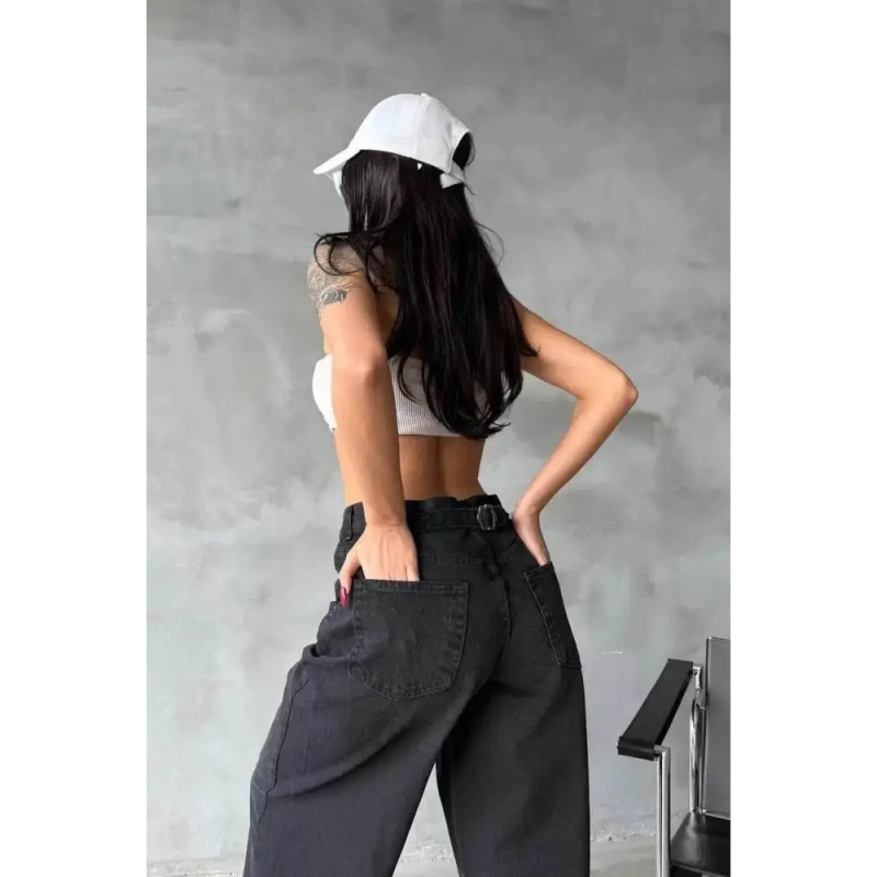 Arkadan tokalı jeans pantolon - Özer&Hermin
