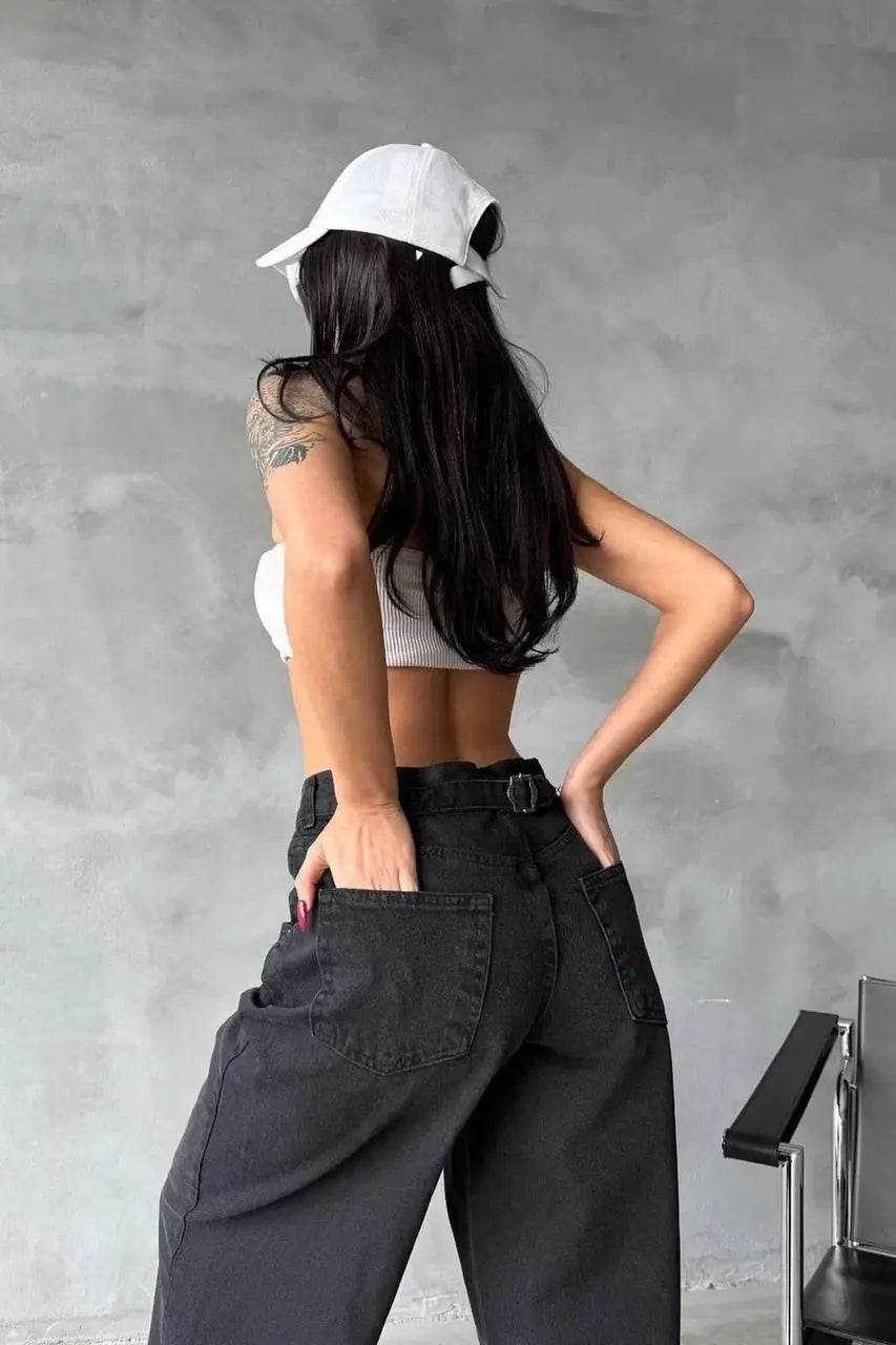Arkadan tokalı jeans pantolon Siyah - Özer&Hermin