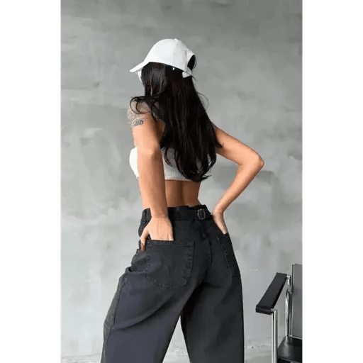 Arkadan Tokalı Pantolon ile Şıklığınızı Yakalayın - ÖZER&HERMİN