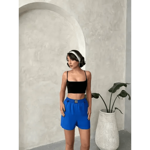 Armali Keten Sort - Şıklık ve Konforu Bir Arada Sunan Moda Parçası - ÖZER&HERMİN