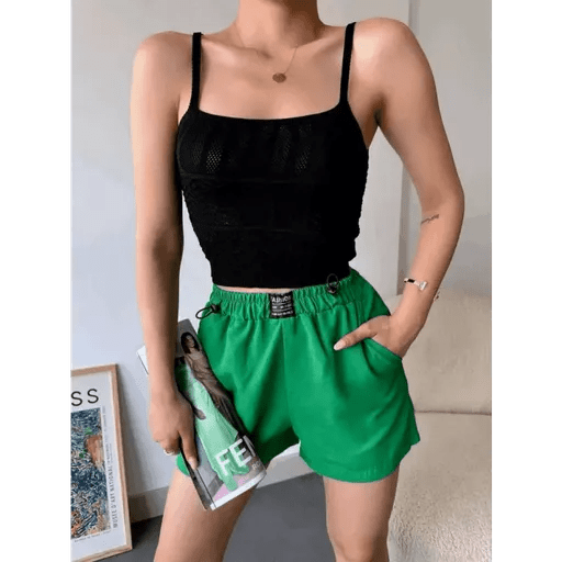 Armali Keten Sort - Şıklık ve Konforu Bir Arada Sunan Moda Parçası - ÖZER&HERMİN