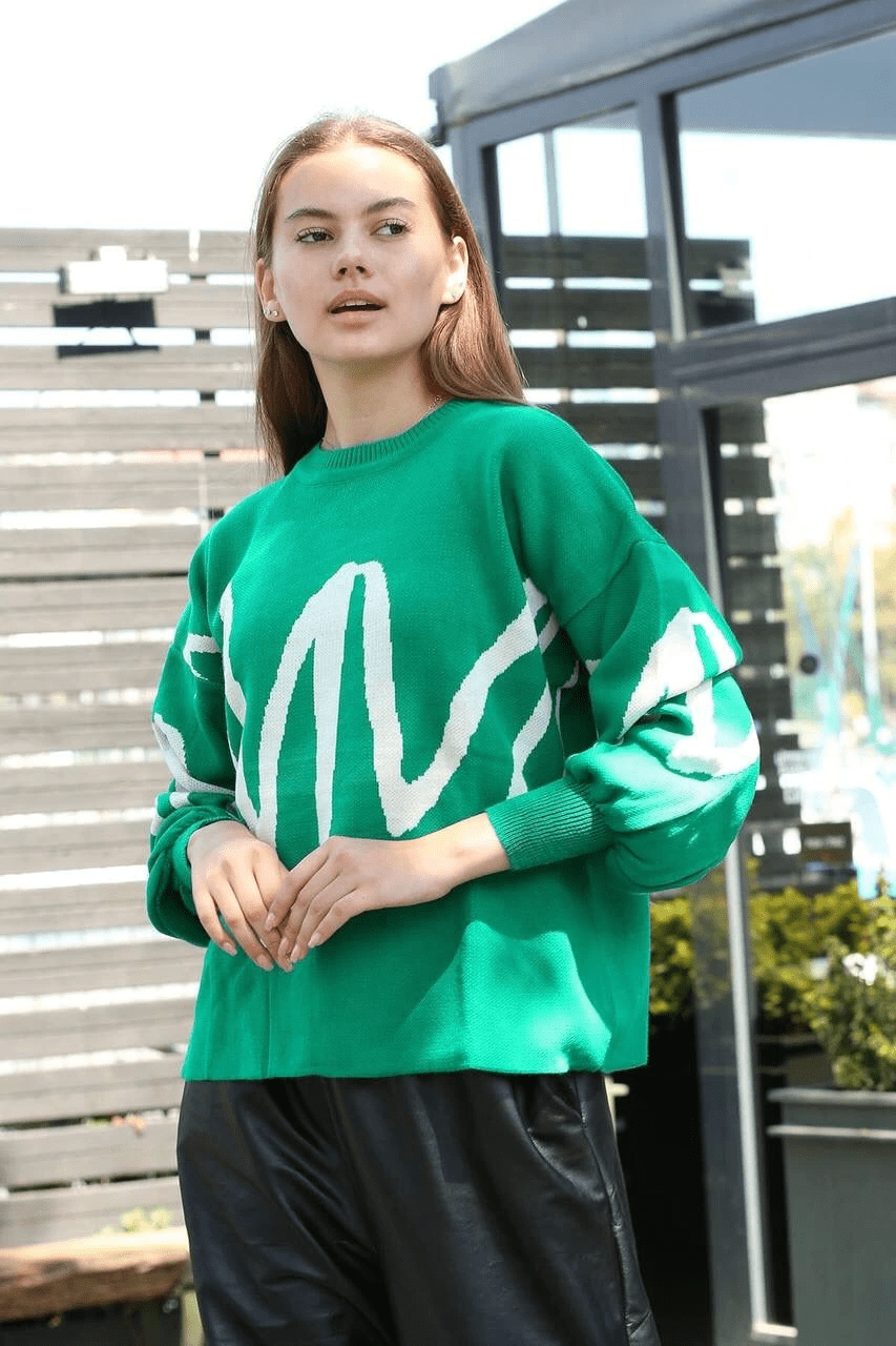 Beyaz Cizgili Kazak - Şık Bisiklet Yaka Tasarım - ÖZER&HERMİN