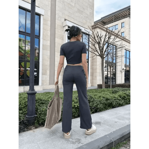 Bol Paca Pantolonlu Takim - Şıklık ve Rahatlık ile Style'ınızı Tamamlayın - ÖZER&HERMİN