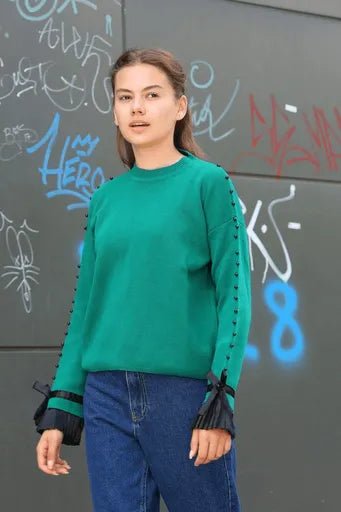 Boncuk Detayli Kazak - Şık ve Rahat Tasarım - ÖZER&HERMİN