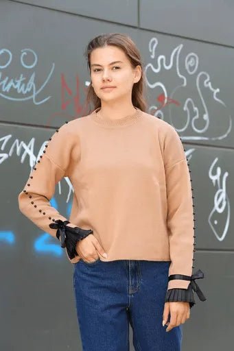 Boncuk Detayli Kazak - Şık ve Rahat Tasarım - ÖZER&HERMİN