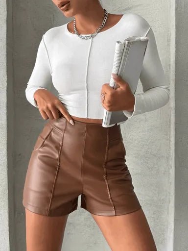 Cepli Deri Sort - Şıklığı ve Rahatlığı Bir Arada Bulun! - ÖZER&HERMİN