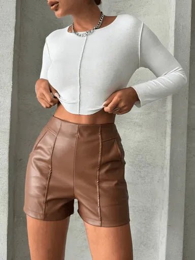 Cepli Deri Sort - Şıklığı ve Rahatlığı Bir Arada Bulun! - ÖZER&HERMİN