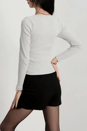 Cerceve Yaka Kaskorse Bluz - Şıklığın ve Rahatlığın Buluştuğu Tasarım - ÖZER&HERMİN