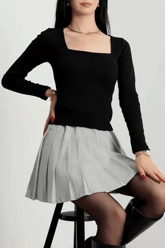 Cerceve Yaka Kaskorse Bluz - Şıklığın ve Rahatlığın Buluştuğu Tasarım - ÖZER&HERMİN