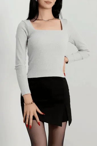 Cerceve Yaka Kaskorse Bluz - Şıklığın ve Rahatlığın Buluştuğu Tasarım - ÖZER&HERMİN