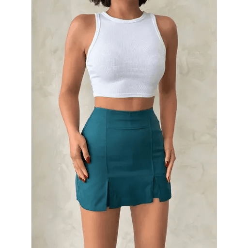 Cift Yirtmacli Sort Etek - Şıklığıyla Fark Yaratın - ÖZER&HERMİN