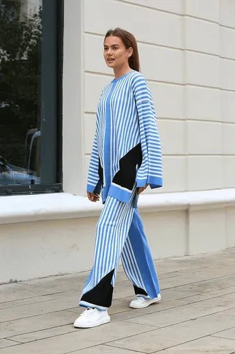 Cizgili Bisiklet Yaka Triko Takim - Şık ve Rahat Tasarım - ÖZER&HERMİN