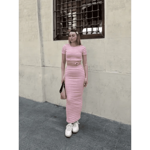 Cizgili Etekli Takim - Şık ve Rahat Kombinler için İdeal Seçim - ÖZER&HERMİN