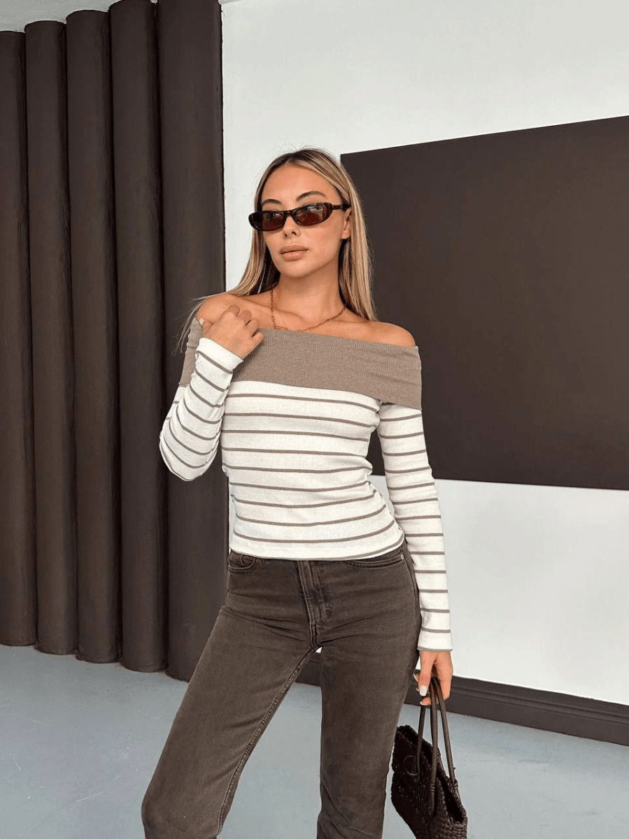Çizgili madonna yaka kaşkorse bluz - ÖZER&HERMİN