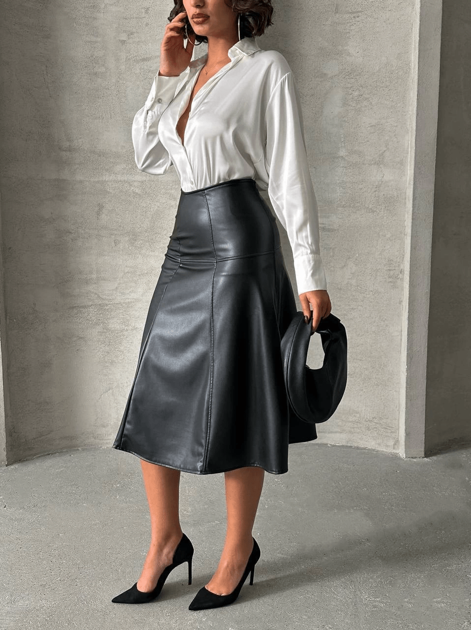 Deri Etek Modelleri ile Şıklığını Yükselt - ÖZER&HERMİN