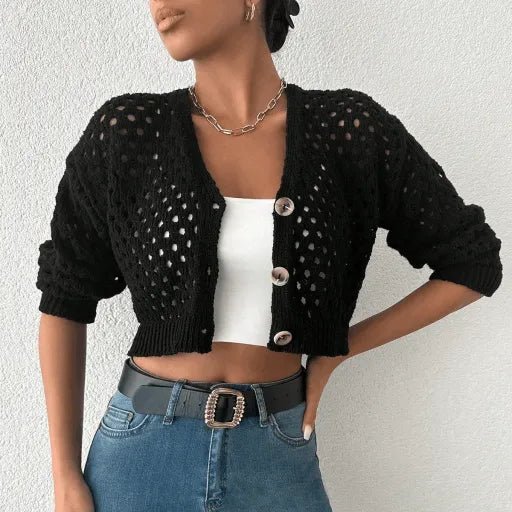 Dugmeli Delikli Hirka - Düğmeli Delikli Hırka Modası - ÖZER&HERMİN