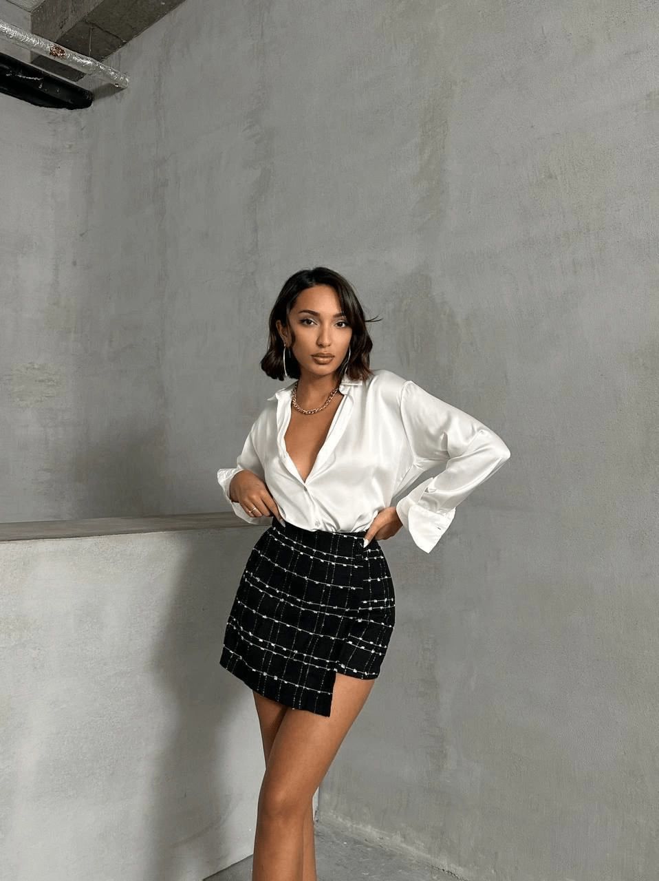 Dugmeli Sort Etek - Düğmeli Şort Etek ile Yaz Şıklığını Artırın - ÖZER&HERMİN