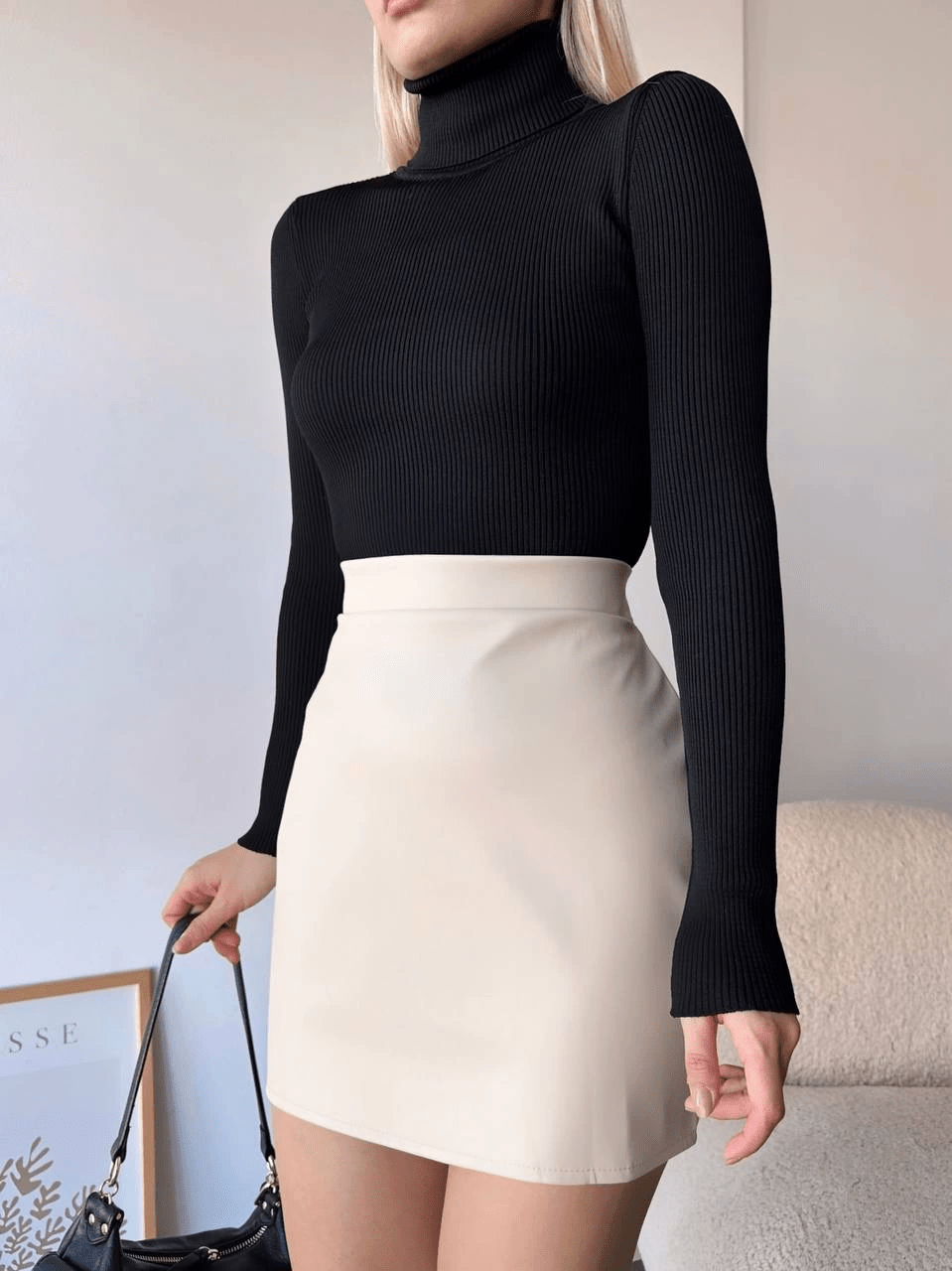 Duz Deri Etek - Şık ve Modern Tasarım ile Gardırobunuza Fark Katın - ÖZER&HERMİN