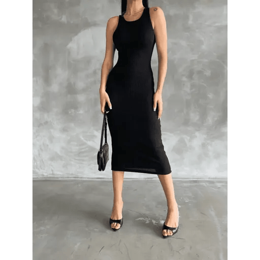 Halter Elbise - Şık ve Rahat Tasarım ile Elegan Görünüm - ÖZER&HERMİN