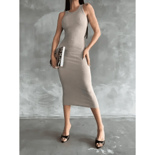 Halter Elbise - Şık ve Rahat Tasarım ile Elegan Görünüm - ÖZER&HERMİN