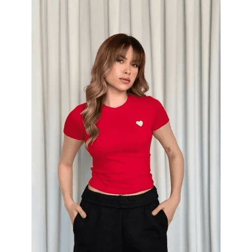 Kalpli Kirmizi Bluz - Şıklığı ve Rahatlığı Bir Arada Sunan Model - ÖZER&HERMİN