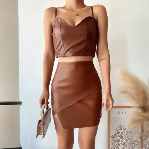 Kapakli Asimetrik Deri Etek - Şıklığı ve Rahatlığı Bir Arada Sunar - ÖZER&HERMİN