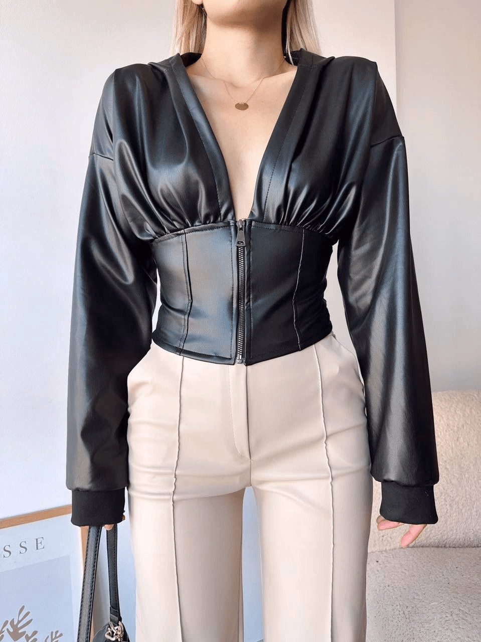 Kapsonlu Yarim Fermuarli Ceket - Şıklığın ve Rahatlığın Bir Araya Geldiği Seçenek - ÖZER&HERMİN