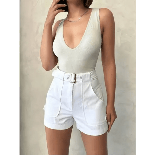 Kemer Detayli Gabardin Sort - Şıklığı ve Rahatlığı Bir Arada Bulun - ÖZER&HERMİN