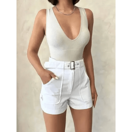 Kemer Detayli Gabardin Sort - Şıklığı ve Rahatlığı Bir Arada Bulun - ÖZER&HERMİN