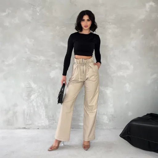 kendinden ince Kemerli Deri Pantolon - Şıklığı ve Rahatlığı Bir Arada Sunan Stil Seçeneği - ÖZER&HERMİN