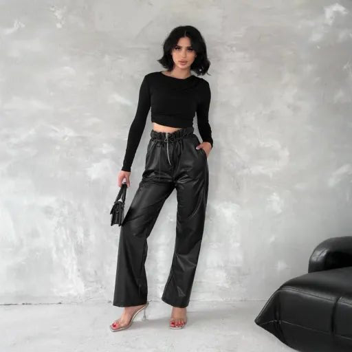 kendinden ince Kemerli Deri Pantolon - Şıklığı ve Rahatlığı Bir Arada Sunan Stil Seçeneği - ÖZER&HERMİN