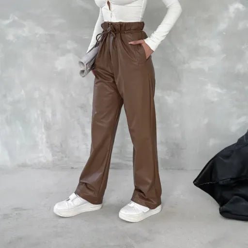 kendinden ince Kemerli Deri Pantolon - Şıklığı ve Rahatlığı Bir Arada Sunan Stil Seçeneği - ÖZER&HERMİN