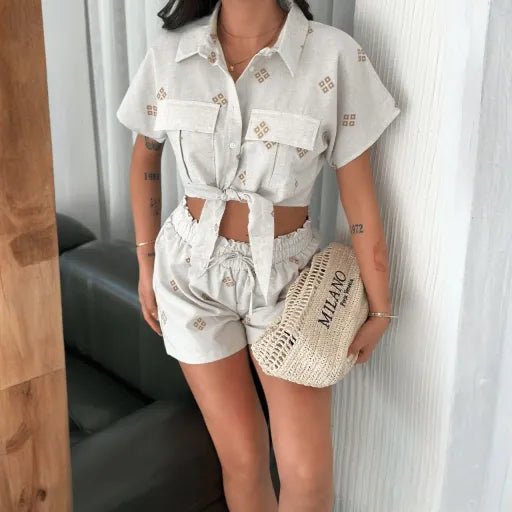 Keten Sort Gomlek Takimi ile Şık ve Rahat Yaz Stili - ÖZER&HERMİN