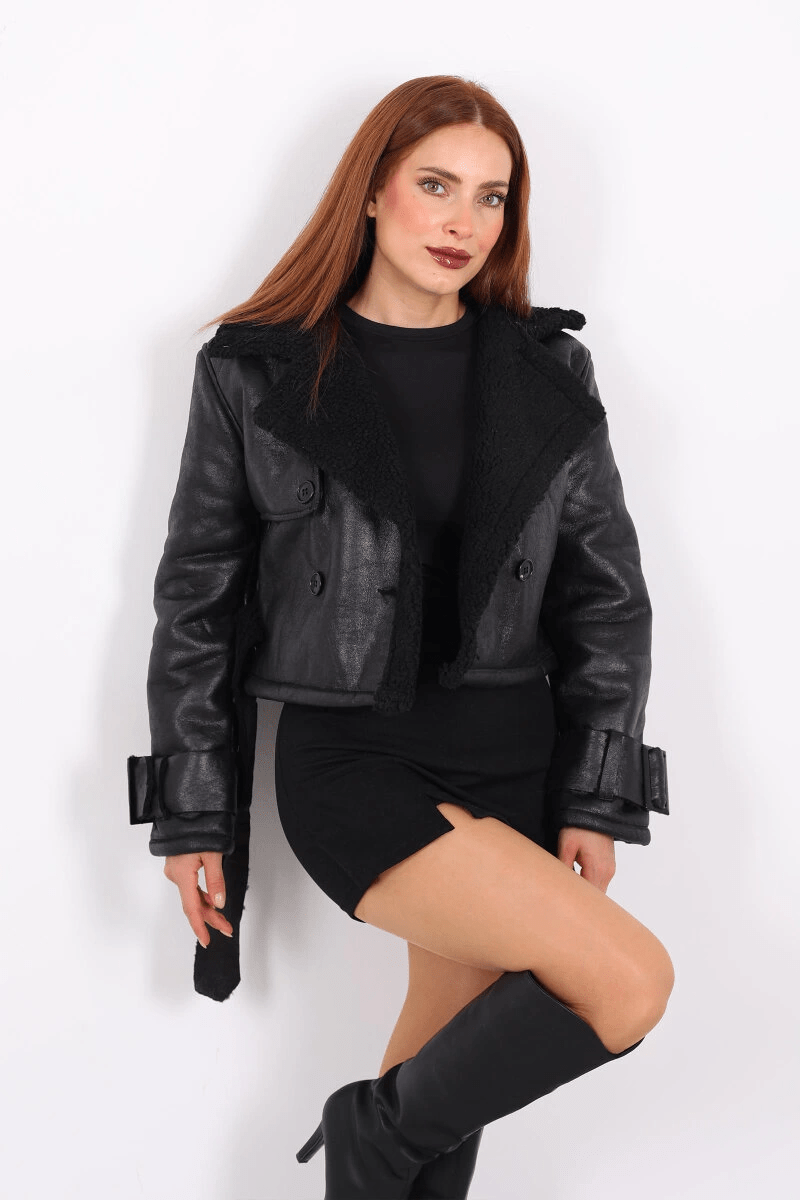 Kurklu Suni Deri Mont ile Şıklık ve Konforu Yakalayın - ÖZER&HERMİN