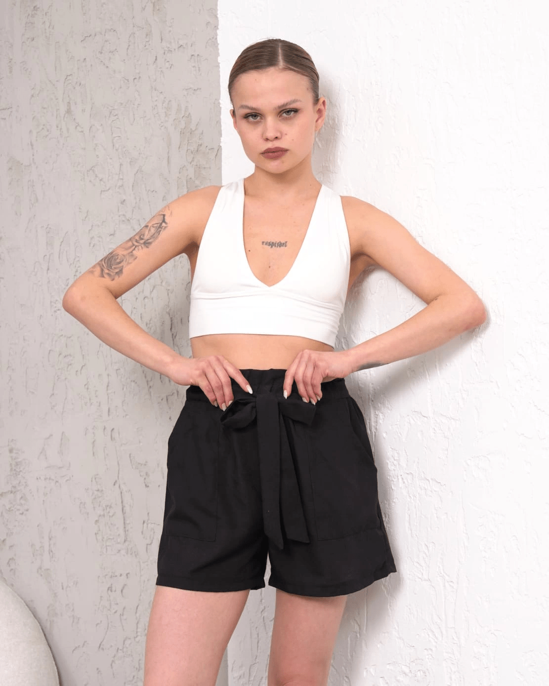 Kusakli Keten Sort - Şık ve Rahat Yaz Seçeneği - ÖZER&HERMİN