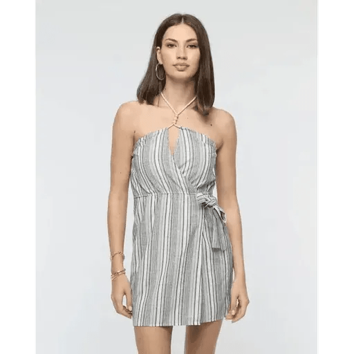 Kuşaklı Kısa Keten Elbise ile Şıklığı Yakalayın - ÖZER&HERMİN