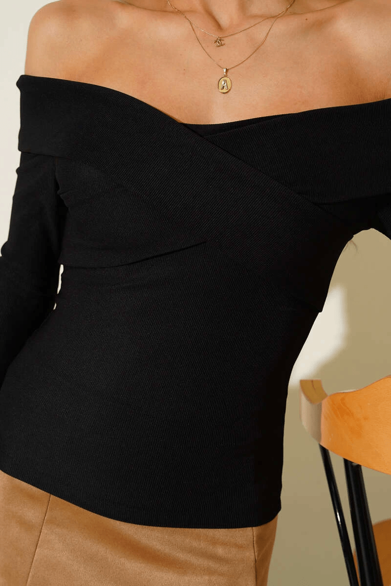 Madonna Capraz Yaka Bluz - Şıklığın ve Rahatlığın Buluşma Noktası - ÖZER&HERMİN