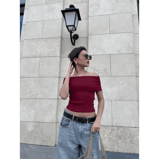 Madonna Yaka Bluz - Sıfır Kol ve Şık Tasarım - ÖZER&HERMİN