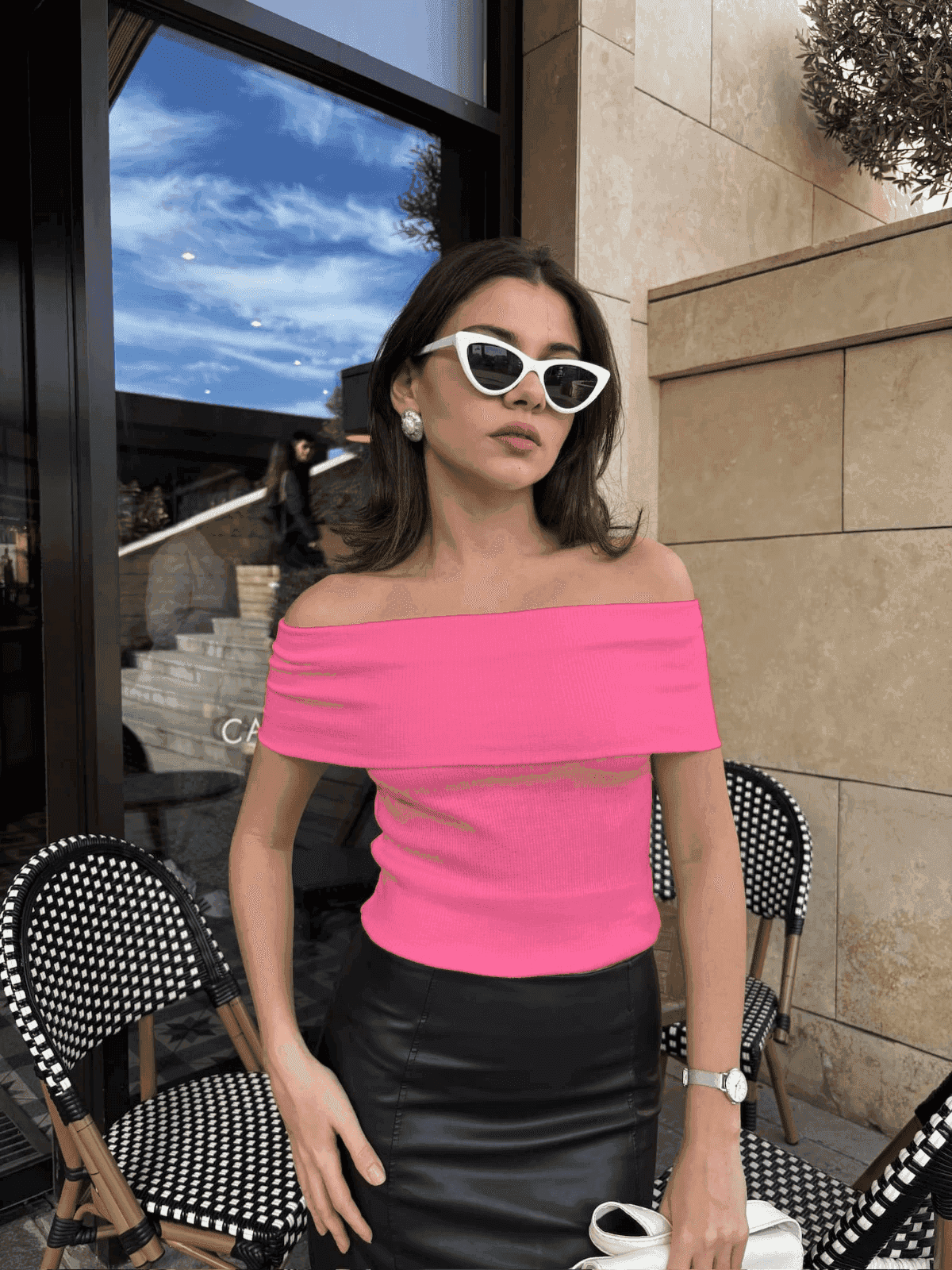Madonna yaka sıfır kol bluz pembe - Özer&Hermin