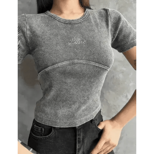 nakis islemeli Bluz - Asit Yıkamalı Şıklık ile Tarzınızı Yükseltin - ÖZER&HERMİN