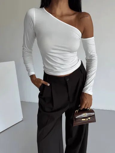 Omuz Detayli Bluz - Şıklığın ve Rahatlığın Buluşma Noktası - ÖZER&HERMİN