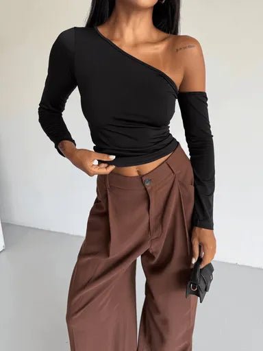 Omuz Detayli Bluz - Şıklığın ve Rahatlığın Buluşma Noktası - ÖZER&HERMİN