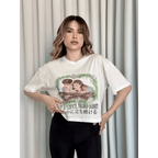 Oversize Beyaz baskılı crop tişört - Özer&Hermin
