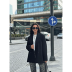 Poliviskon Ceket ile Şıklığı Yakalayın: Oversize Tasarım - Özer&Hermin