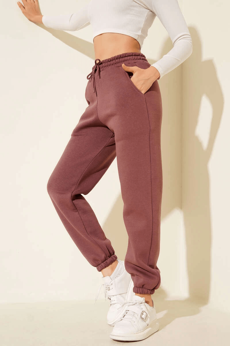 Sardonlu Esofman Pantolon - Şık ve Rahat Sardonlu Eşofman Pantolon - ÖZER&HERMİN