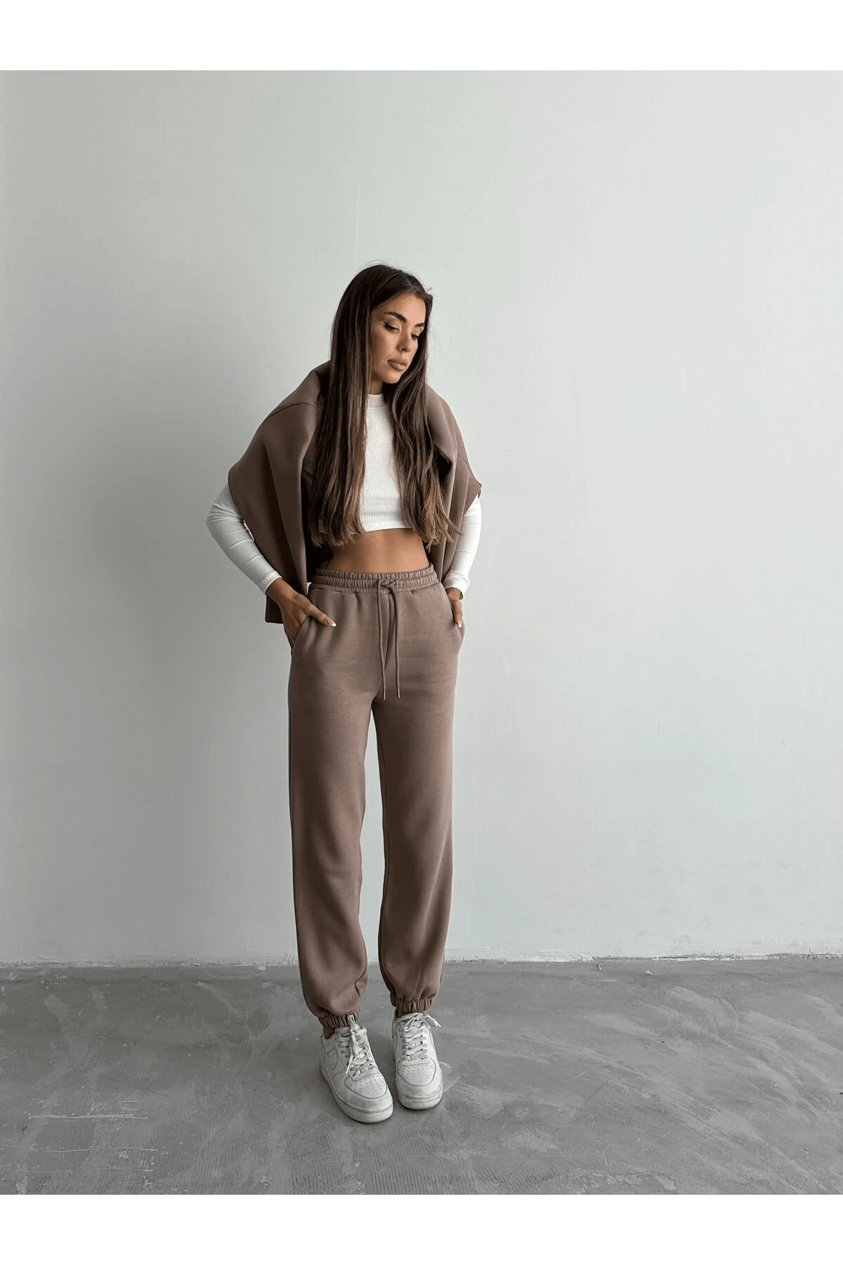 Sardonlu Esofman Pantolon - Şık ve Rahat Sardonlu Eşofman Pantolon - ÖZER&HERMİN