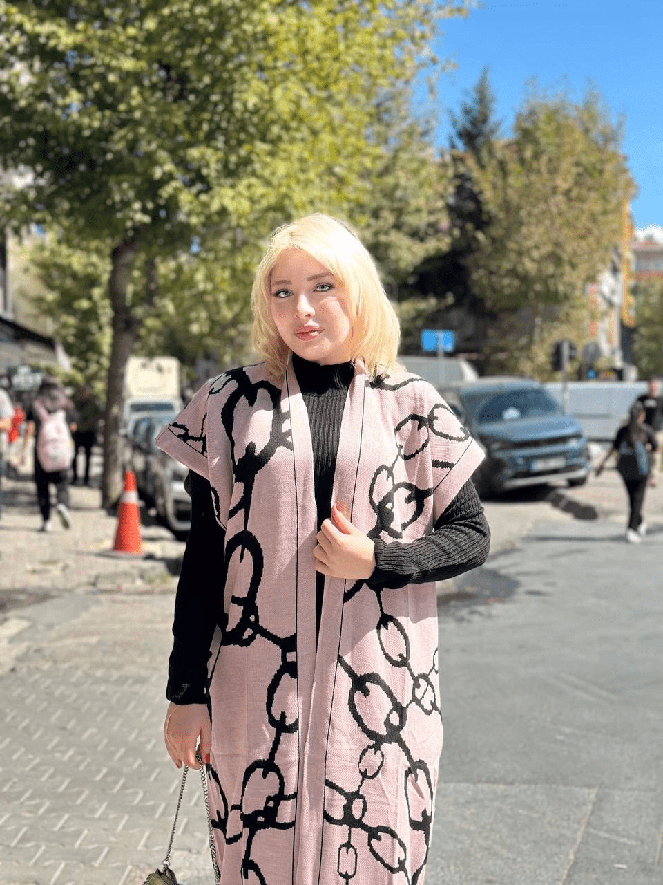 Siyah Cizgi Desenli Elbiseli Hirka - Pudra Siyah - ÖZER&HERMİN